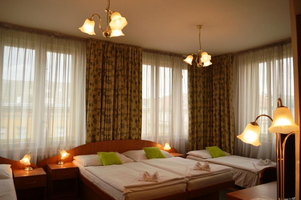 Hotel Legie Prague Luaran gambar